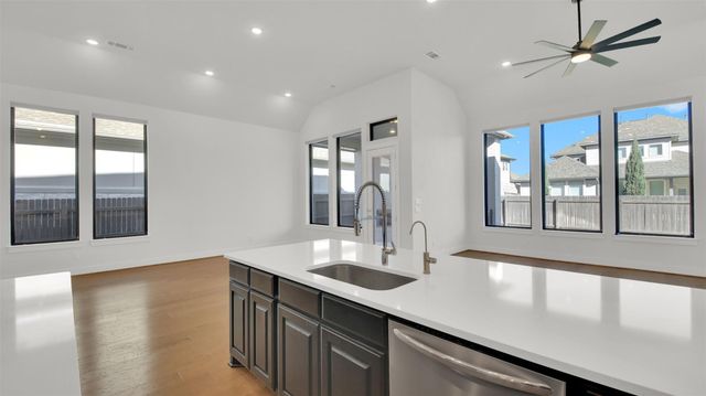 113 University Lands DR, Liberty Hill, TX 78642