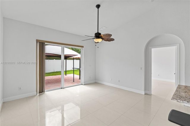 1785 NE 37th Place, Homestead, FL 33033