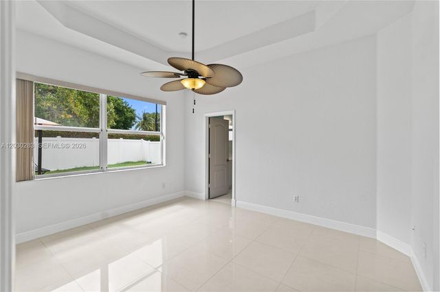 1785 NE 37th Place, Homestead, FL 33033