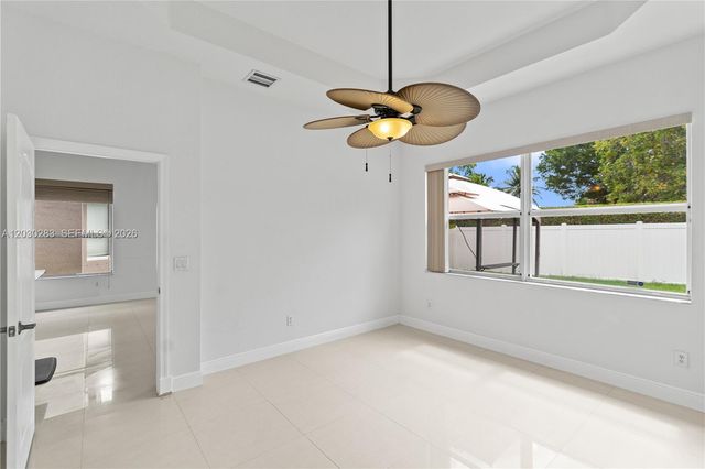 1785 NE 37th Place, Homestead, FL 33033