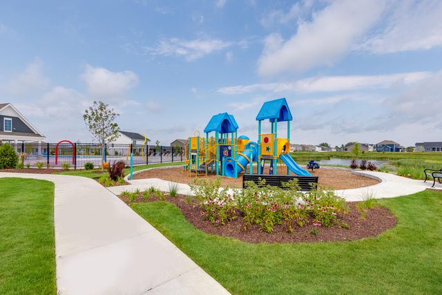 11084 Green Place, Winfield, IN 46307