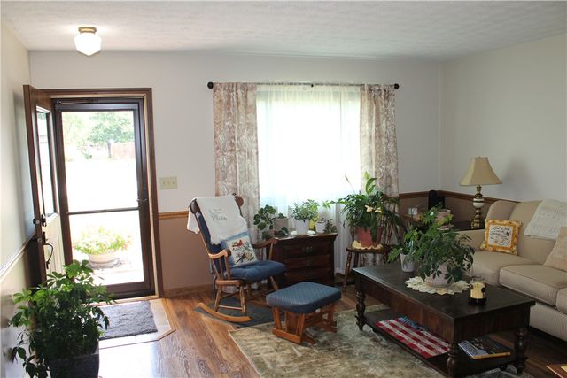 2022 El Camino Drive, Xenia, OH 45385