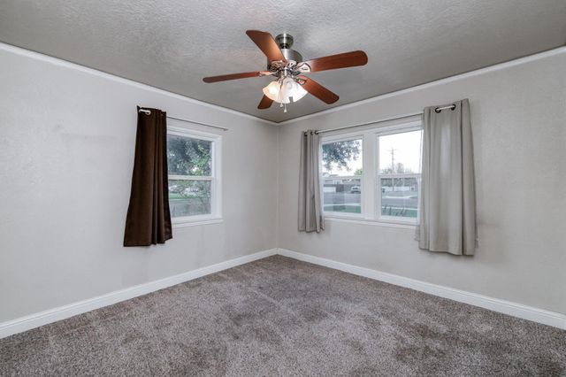 1104 E Fedora Avenue, Fresno, CA 93704