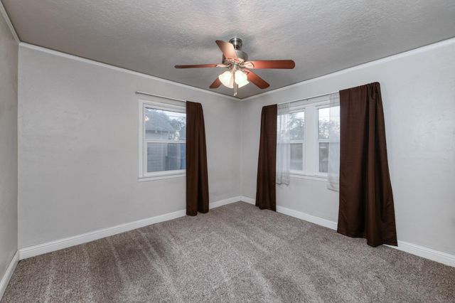 1104 E Fedora Avenue, Fresno, CA 93704