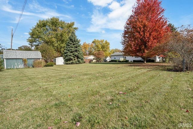 611 Allen Drive, Sweetser, IN 46987