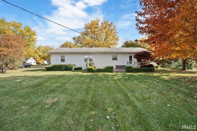 611 Allen Drive, Sweetser, IN 46987