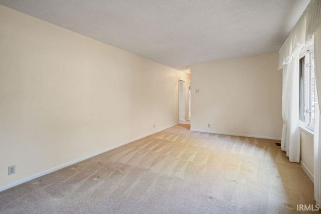 611 Allen Drive, Sweetser, IN 46987