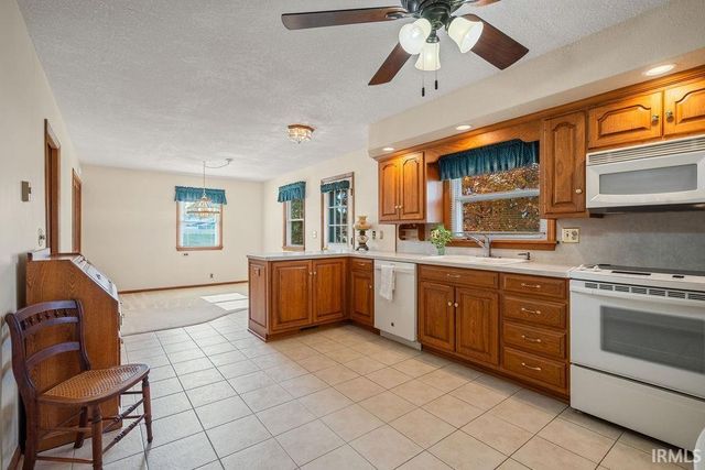 611 Allen Drive, Sweetser, IN 46987