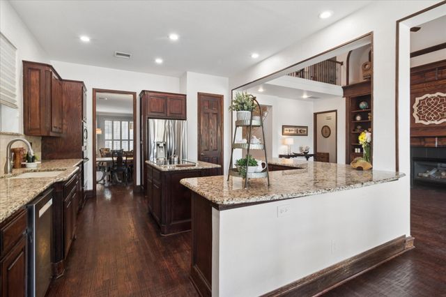 2013 Covey Glen Road, Mckinney, TX 75072