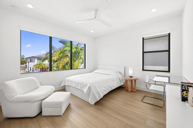 17070 Rainbow Falls Trail, Boca Raton, FL 33496