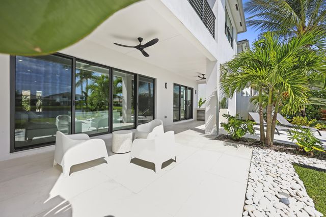 17070 Rainbow Falls Trail, Boca Raton, FL 33496