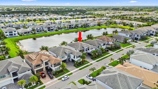 17070 Rainbow Falls Trail, Boca Raton, FL 33496