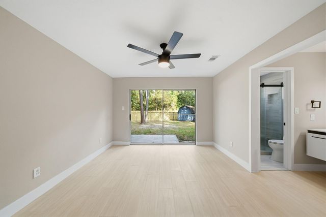 26 N Summer Star Court, The Woodlands, TX 77380