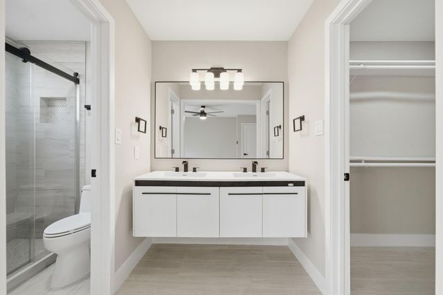 26 N Summer Star Court, The Woodlands, TX 77380