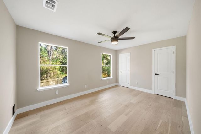 26 N Summer Star Court, The Woodlands, TX 77380