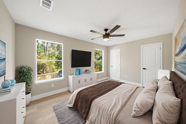 26 N Summer Star Court, The Woodlands, TX 77380