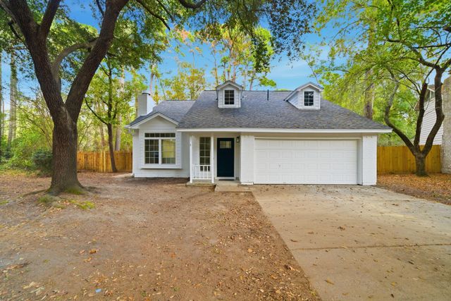 26 N Summer Star Court, The Woodlands, TX 77380