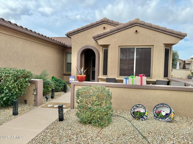 20524 N SOJOURNER Drive, Surprise, AZ 85387