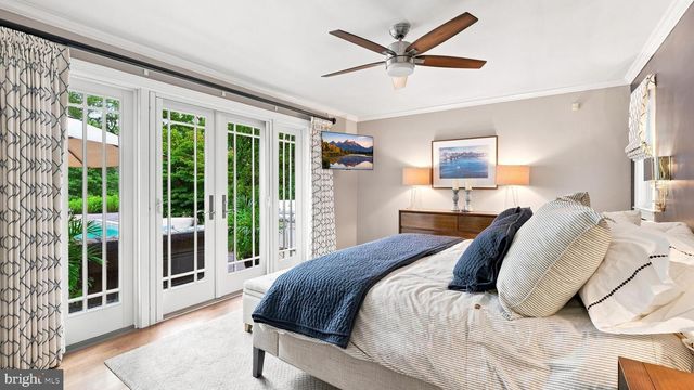 1 COUNTRY CLUB LN, Doylestown, PA 18901