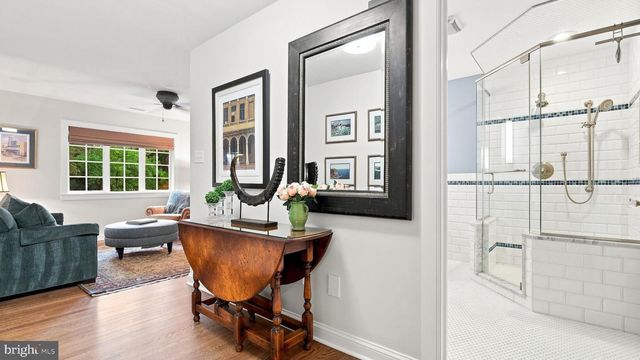 1 COUNTRY CLUB LN, Doylestown, PA 18901