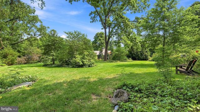 1 COUNTRY CLUB LN, Doylestown, PA 18901