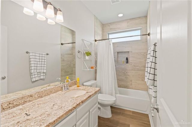 1904 Bunting Lane, Mission, TX 78572