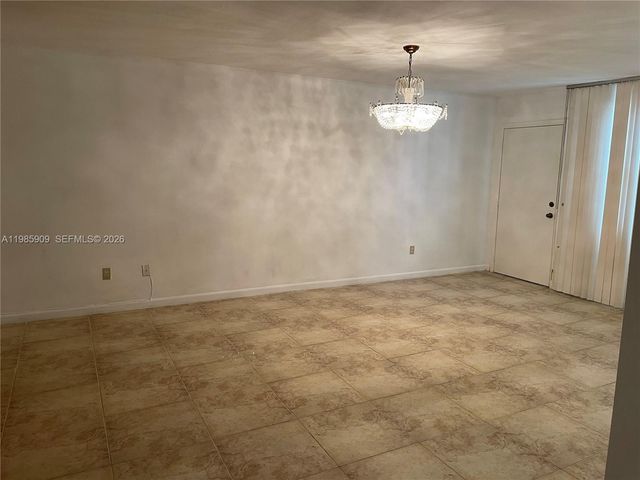 11685 Canal Dr 205, North Miami, FL 33181