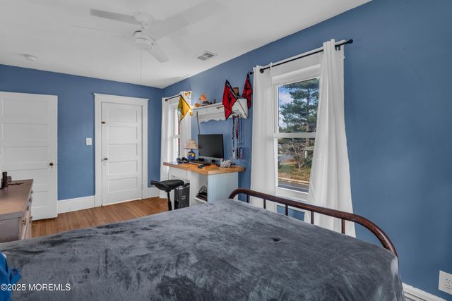 81 Pinckney Road, Red Bank, NJ 07701