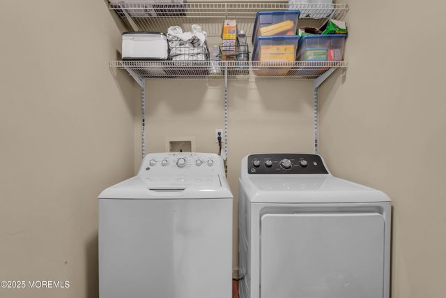 81 Pinckney Road, Red Bank, NJ 07701