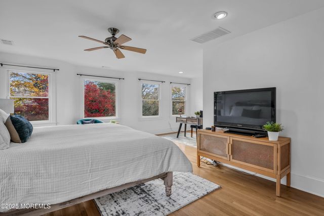 81 Pinckney Road, Red Bank, NJ 07701