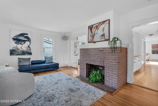 81 Pinckney Road, Red Bank, NJ 07701