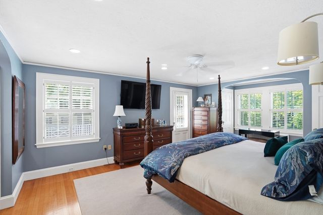 80 Hollingsworth Ave, Braintree, MA 02184