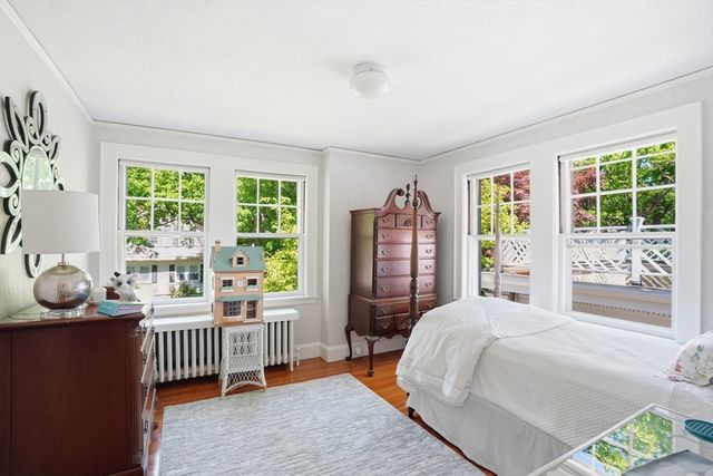 80 Hollingsworth Ave, Braintree, MA 02184