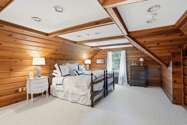 80 Hollingsworth Ave, Braintree, MA 02184