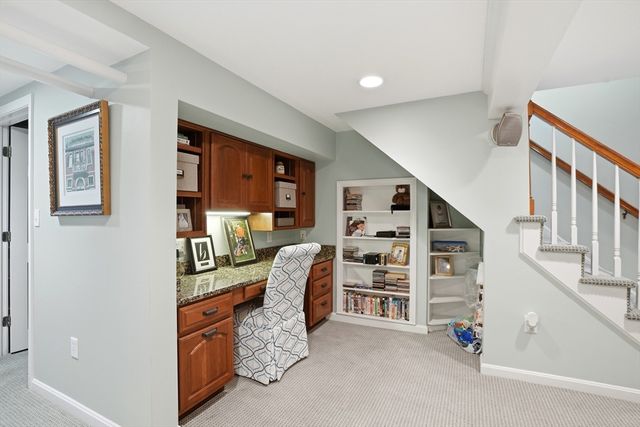 80 Hollingsworth Ave, Braintree, MA 02184