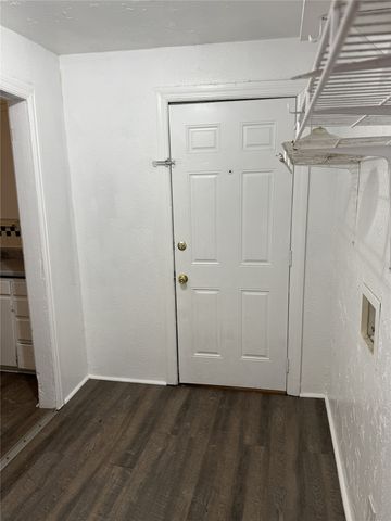 306 N Cleveland Avenue, Sherman, TX 75090