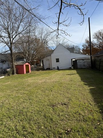 306 N Cleveland Avenue, Sherman, TX 75090