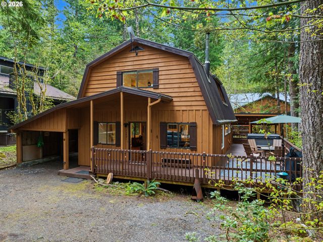 72691 E VILLAGE LOOP Rd, Rhododendron, OR 97049