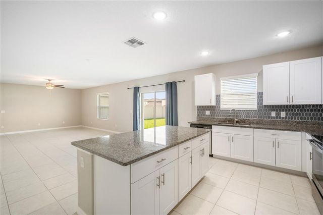 8893 PARSONS HILL BOULEVARD, Wesley Chapel, FL 33545