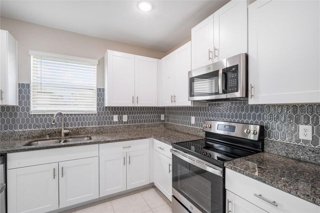 8893 PARSONS HILL BOULEVARD, Wesley Chapel, FL 33545