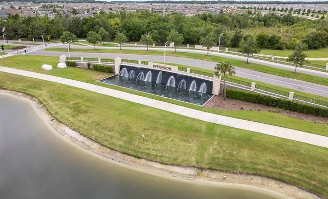 8893 PARSONS HILL BOULEVARD, Wesley Chapel, FL 33545