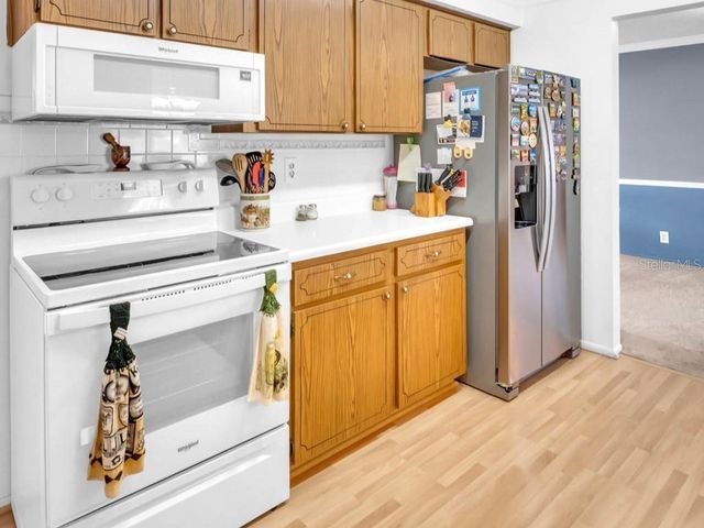 811 HELMSMAN WAY, Palm Harbor, FL 34685