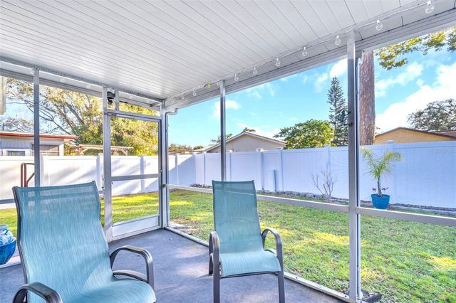 811 HELMSMAN WAY, Palm Harbor, FL 34685