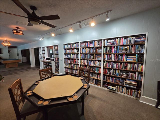 811 HELMSMAN WAY, Palm Harbor, FL 34685