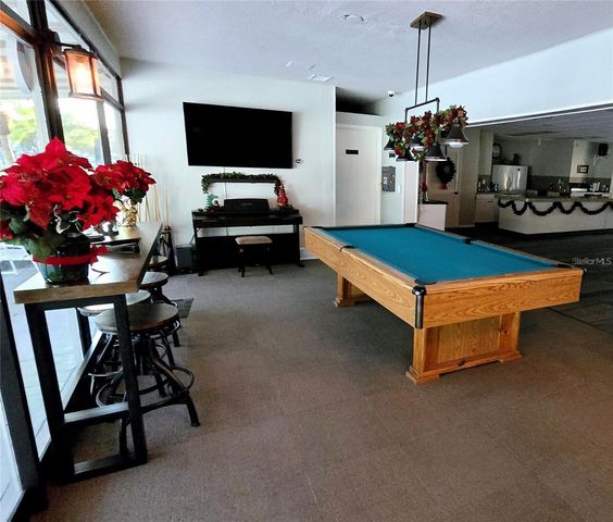 811 HELMSMAN WAY, Palm Harbor, FL 34685