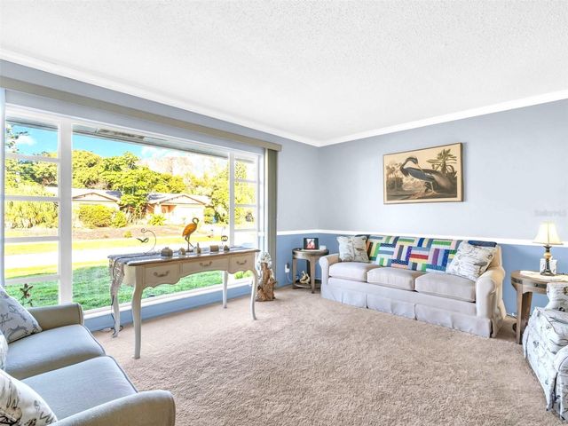 811 HELMSMAN WAY, Palm Harbor, FL 34685