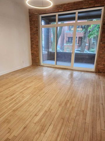 820 N Leavitt Street 1, Chicago, IL 60622