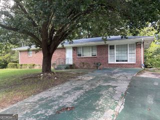 6826 Mayo Drive, Riverdale, GA 30274