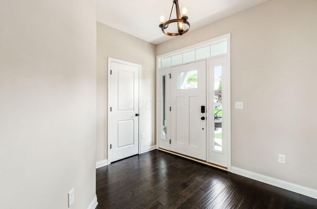 3473 Woodland Drive, Hilliard, OH 43026