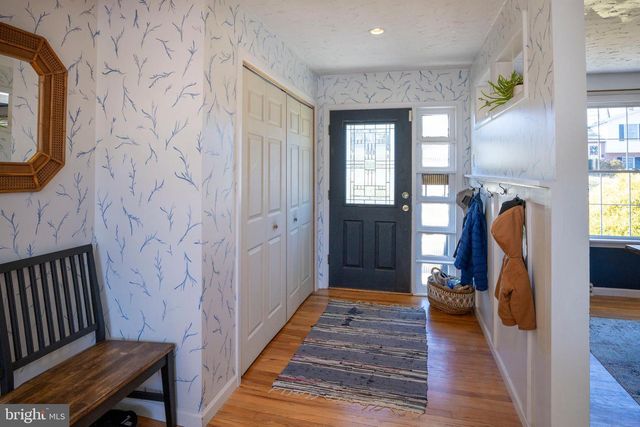 124 WEST ST, Pleasant Gap, PA 16823